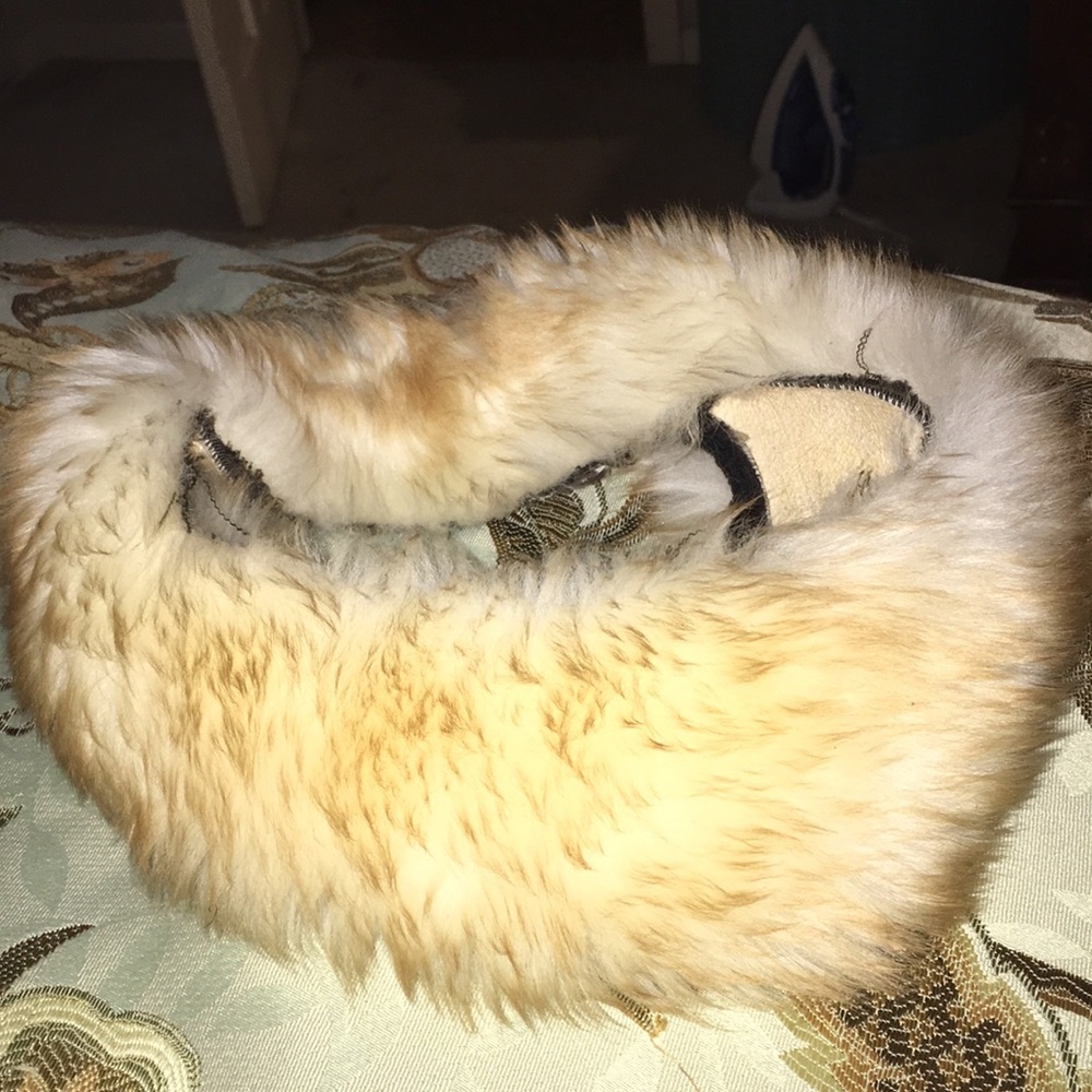 Sheep skin fur hat made in Italy